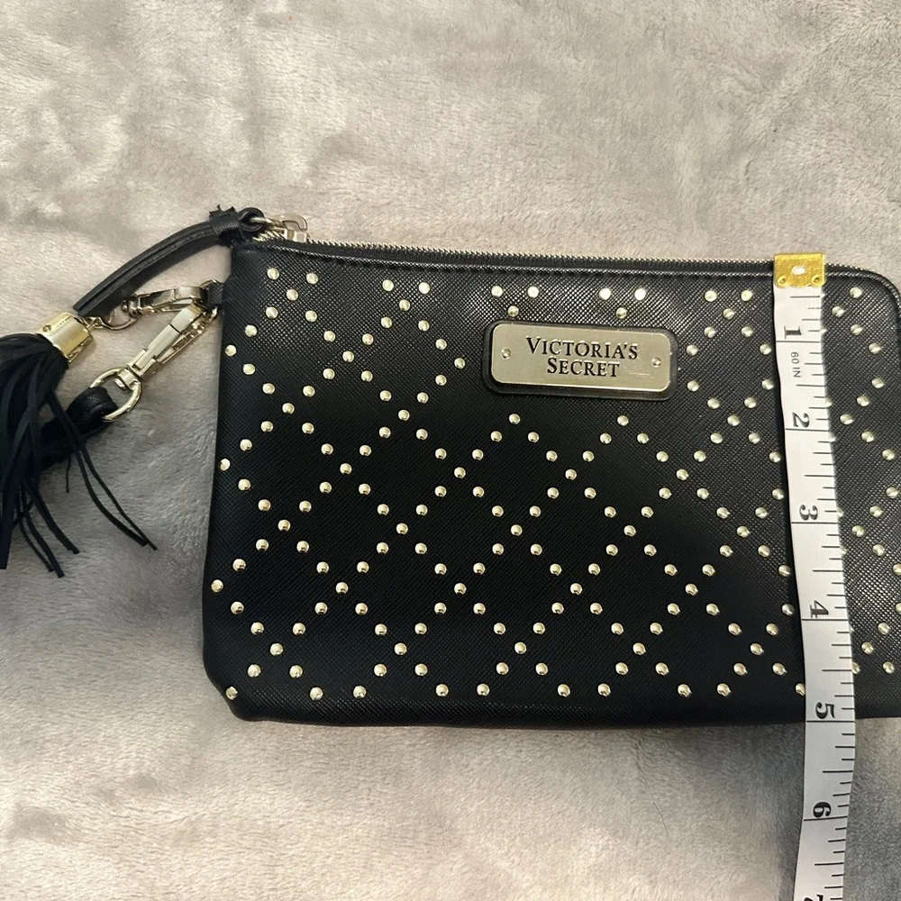 Victoria's Secret‎ Studded Wristlet Clutch Black Tassel Zip Wallet New
